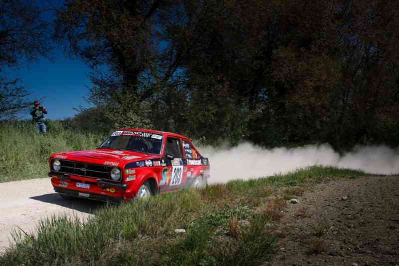 Lucky Fabrizia Pons Lancia Delta Integrale 16V Vincono Il 3Rally